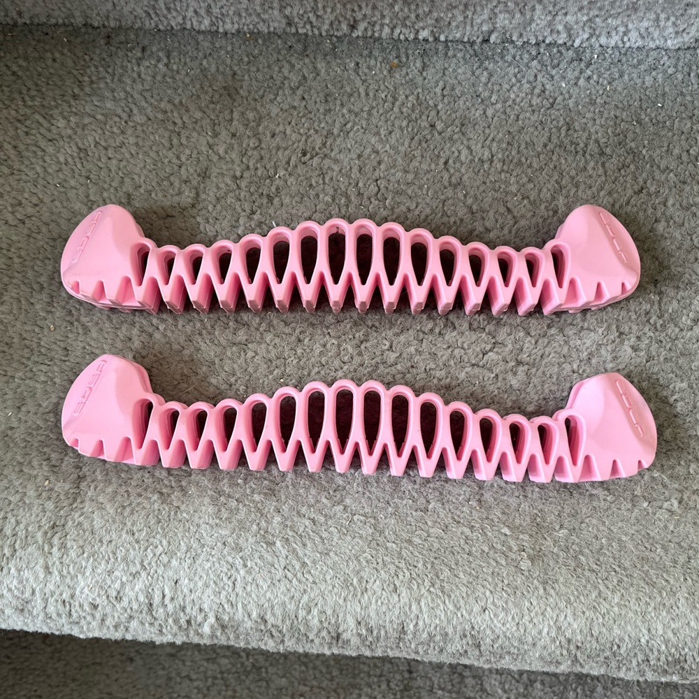 Edea Skating Guards, Size S. Used a few times.